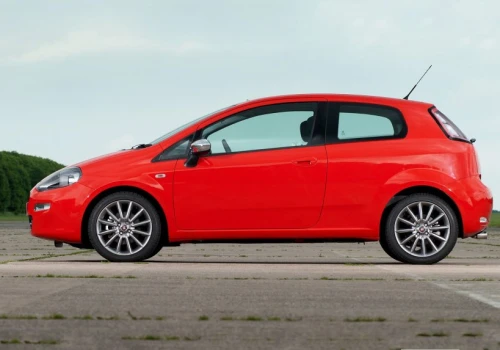 Fiat Punto powróci? Włosi myślą też o rywalu dla Dacii Striker