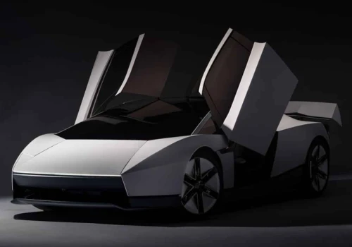 Lata, skręca, hamuje – nowa Tesla Roadster