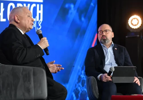 Prezes PiS uderza w "Newsweek". "Niech zmienią informatorów"