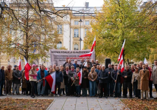 Protestowali ws. L4. "ZUS miał przejąć opłacanie zwolnień od pierwszego dnia"