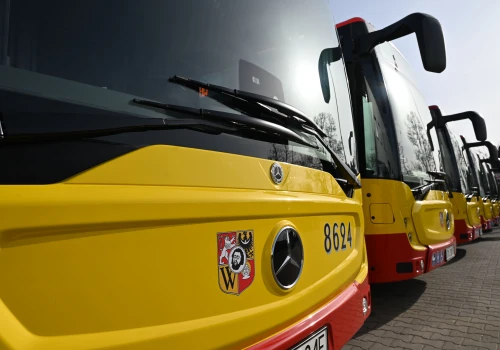 Niewybuch w centrum Wrocławia. Uwaga na duże zmiany w rozkładzie PKP i MPK