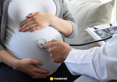 Poród w łazience, awantura w szpitalu i dwa sprzeczne stanowiska. RPP bada sprawę pani Wiktorii