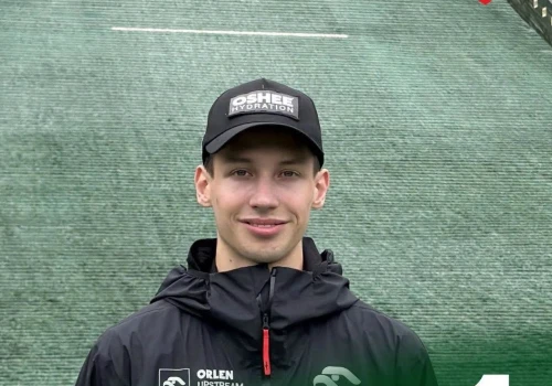 „Wszystko idzie zgodnie z planem”. Kacper Tomasiak z Klimczoka Bystra komentuje swoje skoki i dublet na mistrzostwach Polski
