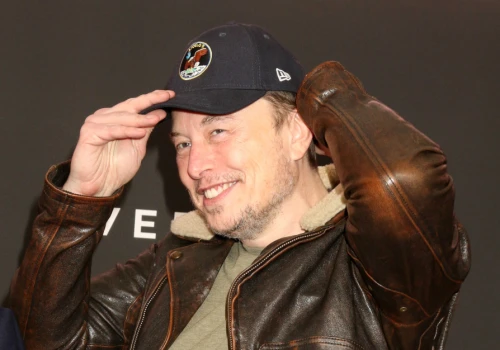 Elon Musk chce rozdać akcje swojej flagowej spółki. Każdemu po spełnieniu jednego warunku