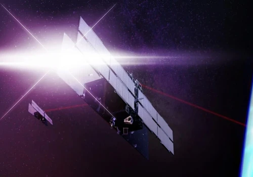 Pościg na orbicie. Rosyjski aparat znów zbliżył się do fińsko-polskiego satelity na niebezpieczną odległość