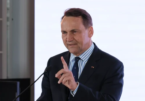 Sikorski rozmawiał z szefem MSZ Izraela. "Izrael jest na tych terytoriach władzą okupacyjną"