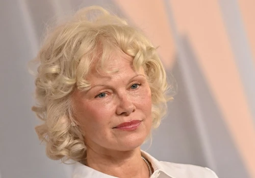 Pamela Anderson na gali w Los Angeles. Jak Marilyn Monroe