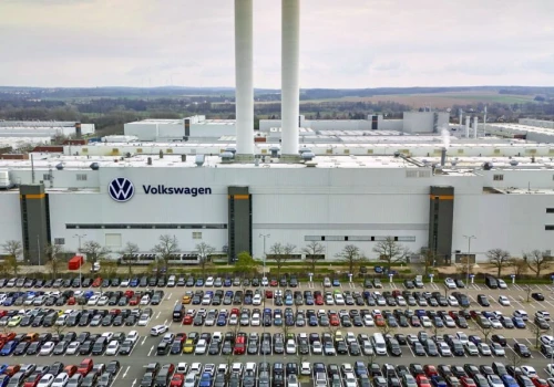 Volkswagen chce zamrozić pensje 660 tys. pracowników. Związki zawodowe są wściekłe