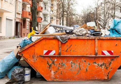 Od 1 listopada odpady na nowych zasadach. Koniec wystawiania przed dom