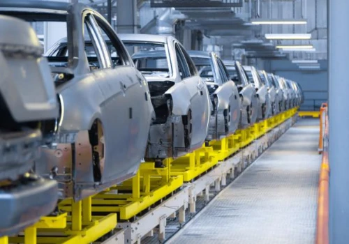Polska chce produkować milion aut rocznie. Branża wskazuje konkretny termin