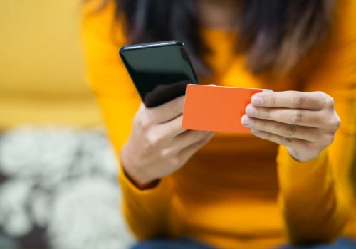 Jak doładować internet w Orange na kartę? Kody i SMS