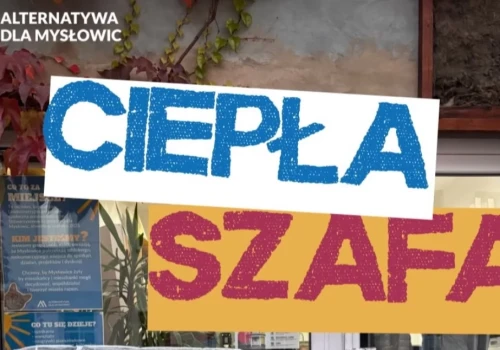 Ciepła szafa w mysłowickiej Alternatywie. Można wziąć kurtkę lub zostawić ją dla kogoś potrzebującego