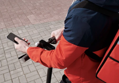 Na jedno zlecenie prawie 27 ofert. Na polskich platformach freelancerskich robi się ciasno