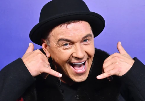 Lider zespołu Weekend został zapytany o swoje plany. Odpowiedź przyciąga uwagę