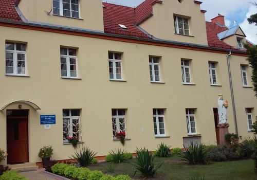 Ile kosztuje pobyt w domu pomocy społecznej? Ceny są coraz wyższe