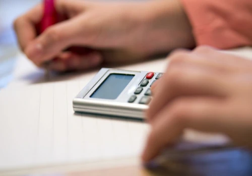 Łamigłówka matematyczna z brakującą złotówką. Wielu twierdzi, że nie da się jej rozwiązać
