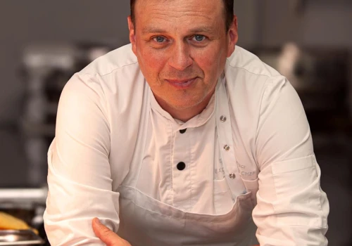 Truflarz, szef kuchni i restaurator – Tomasz Tracz