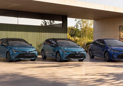 Toyota mocno obniża ceny aut z 2026 roku. Nawet 38 tys. zł rabatu i hybrydy od 79 900 zł
