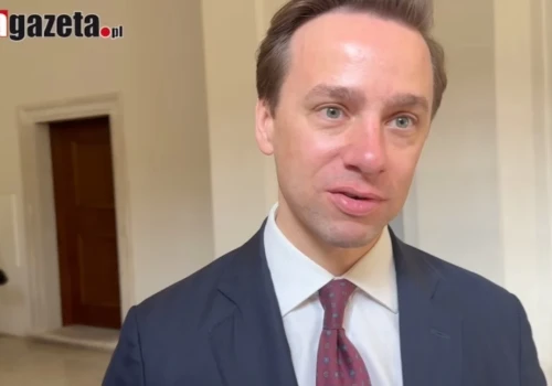 Polityka w kościele. Krzysztof Bosak odpowiada na nasze pytania o partyjne wybory w murach klasztoru