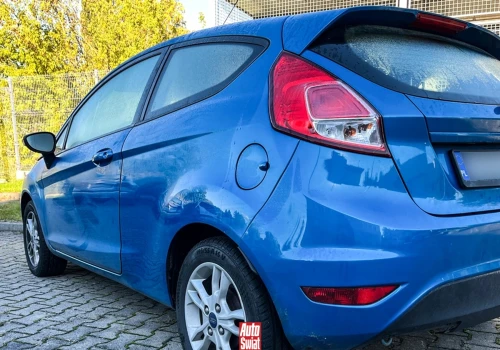 Sprzedał Forda, a dwa dni później ukradł go nowej właścicielce. Użył drugiego kluczyka