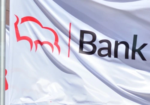 Jak to Pekao bez żubra? Polbank już był i ukredytował Polaków