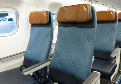 Embraer i RECARO: American odebrały pierwszego E175 z nowymi fotelami