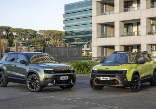 Jeep Avenger bije rekordy popularności. 300 tys. zamówień i zaskakujący wybór klientów