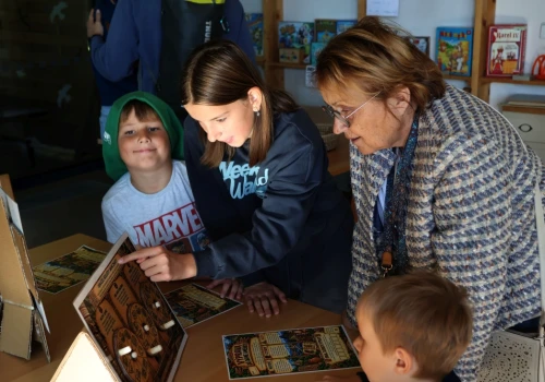 Dzień Archeologa w Kocobędzu. „Wyprawa do dawnej Ameryki” w Archeoparku