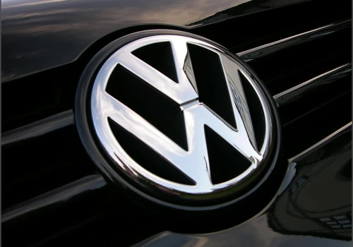 Volkswagen zamrozi płace do 2030 r. Związki zapowiadają opór