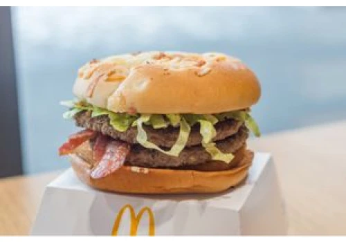Kultowy burger wraca do McDonald's. Sieć szykuje nową wersję