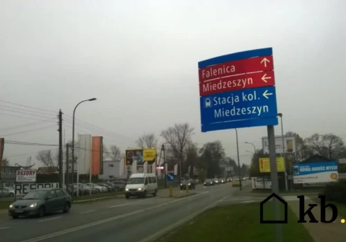 To najdłuższa ulica Warszawy. Ma aż 14,5 km, ale wielu mieszkańców nie zna jej nazwy