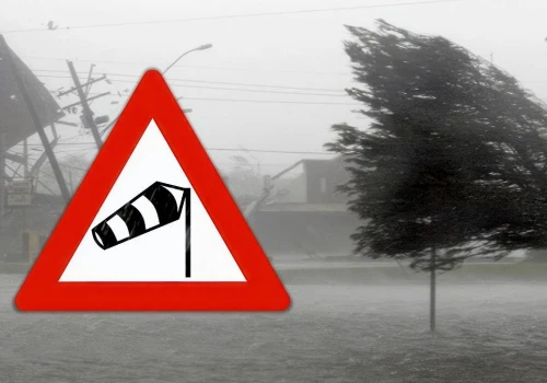 Drzewa spadną na samochody, nie będzie prądu. Jest data nawałnicy