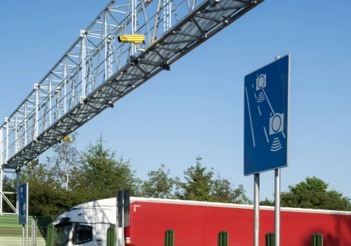 Prędkość powyżej limitu, a mandatu brak. Odcinkowy pomiar daje margines
