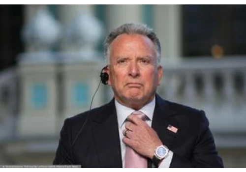 Człowiek Trumpa wylądował w Petersburgu. Spotka się z doradcą Putina