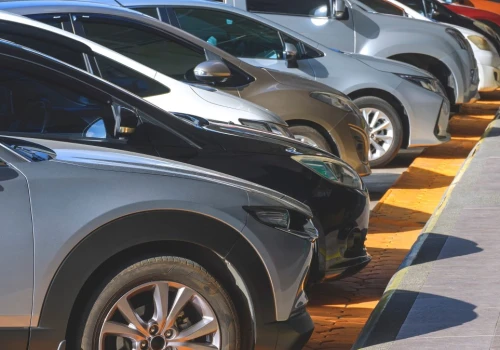 Na Wszystkich Świętych nie wpuszczą pod cmentarz kierowców w Volvo