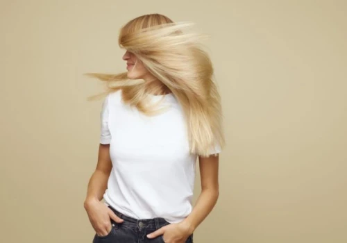 Jak przywrócić zimny odcień blondu który zżółkł po farbowaniu?