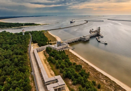 Błyskawiczna podmiana statków w naszym gazoporcie