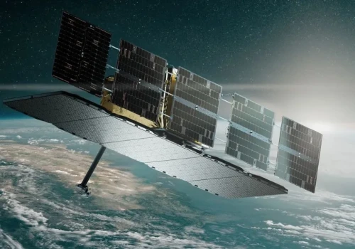 Rosyjski satelita podkradł się na 26 metrów. Na orbicie toczy się groźna gra