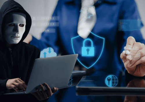 Przygotuj firmę na „eskalację w cyberprzestrzeni”. 3 cenne rady