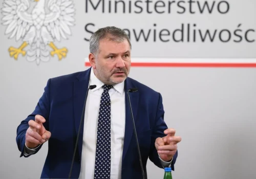 Żurek zapowiada "pozytywne zmiany" w TK. Jest mocna odpowiedź. "Nie ma prawa naginać procedur"
