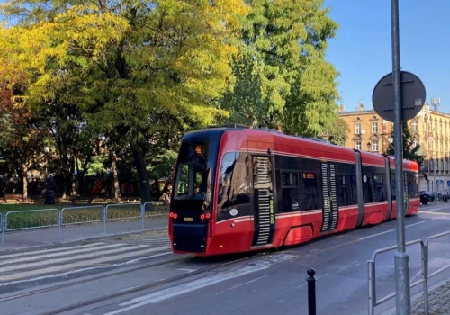 Wiadomo już ile będzie kosztować komunikacja publiczna w GZM w 2027 roku. Katowice zapłacą mniej niż w tym roku