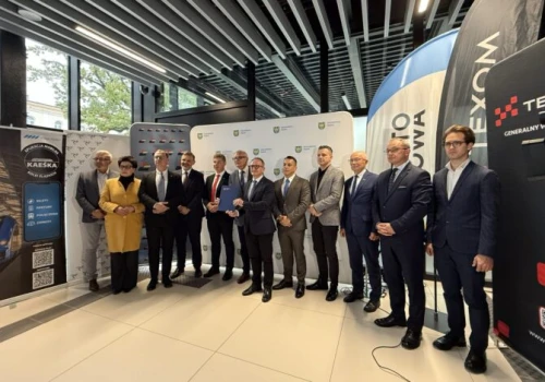 Jeden bilet na pociąg i komunikację miejską w Częstochowie. Pasażerowie zapłacą o 20 proc. mniej