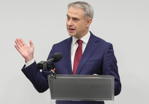 "Każda platforma społecznościowa ma brudne ręce". Wicepremier uderza w big techy