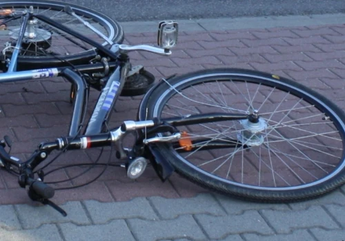 Potrącenie rowerzystki w Oświęcimiu