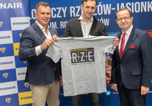 Ryanair od 20 lat na Podkarpaciu. Generuje 21,2 mln euro rocznie i setki miejsc pracy