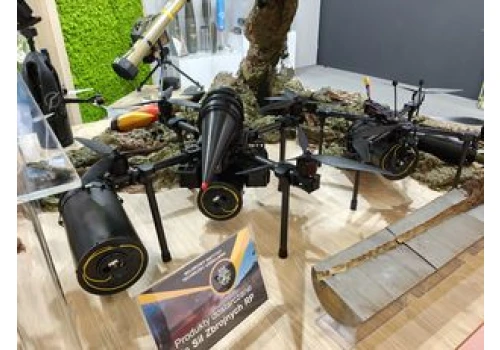 Dron spadł w Józefowie. Była to konstrukcja z polskiej instytucji