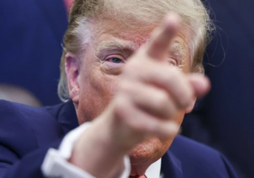 Prezent dla Putina czy krok w stronę pokoju? Polscy europosłowie komentują decyzję Trumpa