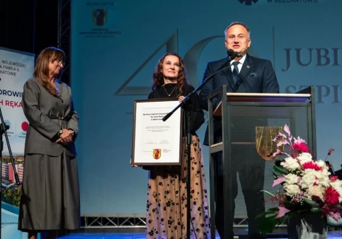 40 lat Szpitala Wojewódzkiego w Bełchatowie. Uhonorowano zasłużonych pracowników lecznicy