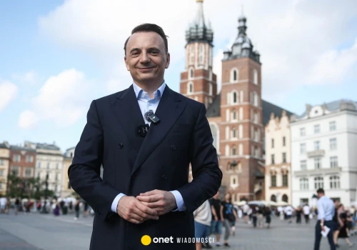 Łukasz Gibała rezygnuje z wyższej pensji. Powodem jest zadłużenie Krakowa