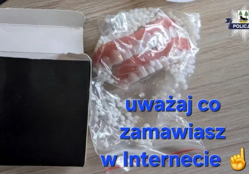 Miał być nowy uśmiech, jest strata pieniędzy. Policja ostrzega przed e-oszustwami